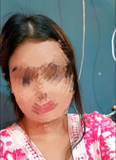 Riya Yadav - puta in Indore Photo 2 of 2