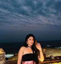 Riyaa! - puta in Abu Dhabi