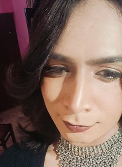 Riyaa - Acompañantes transexual in Pune Photo 12 of 15