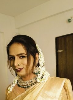 Riyaa - Transsexual escort in Pune Photo 2 of 3