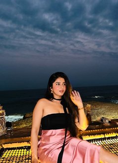 Riyaa Mishra - escort in Abu Dhabi Photo 4 of 4