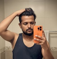 رياض الصبي البري - Male escort in Riyadh