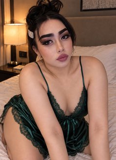 (Riyadh Park) Tantric NURU JEL & B2B COM - Transsexual escort in Riyadh Photo 3 of 6