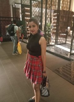 Riyaforyou - puta in Hyderabad Photo 3 of 7