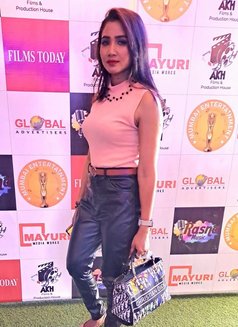 Riyaforyou - puta in Hyderabad Photo 6 of 7