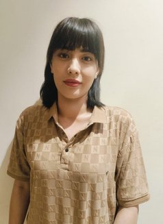 Real Meet Russian l Real Escort gurgaon - puta in Gurgaon Photo 2 of 2