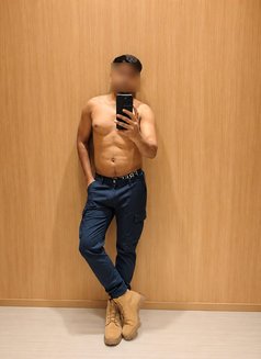 Riyan real meet - Acompañantes masculino in New Delhi Photo 4 of 5