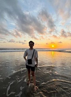 Riyand Moella - Male escort in Bali Photo 3 of 9