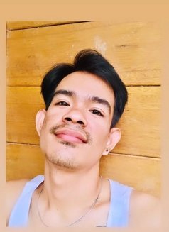 Riyand Moella - Male escort in Bali Photo 8 of 9