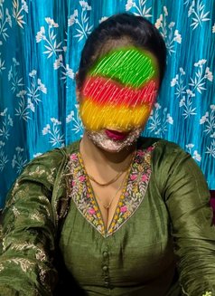 Riyani - escort in Ahmedabad Photo 9 of 13