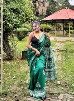 Riyani - escort in Ahmedabad Photo 11 of 13