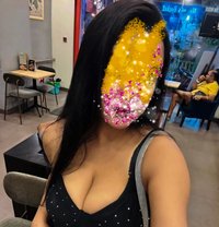 Independent🥀 CAM SHOW & 🥂REAL MEET - puta in Kochi Photo 11 of 13