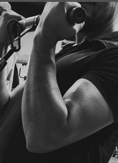 Riyansh Sharma - Male escort in New Delhi Photo 4 of 4
