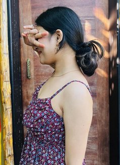 RIYANSHI🥀 CAM SHOW Real Meet🥀 (GFE - puta in Mumbai Photo 3 of 5