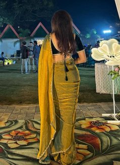 RIYANSHI🥀 CAM SHOW Real Meet🥀 (GFE - puta in Mumbai Photo 4 of 5