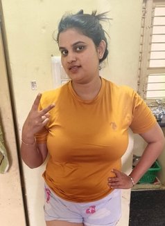 Riyanshi is back to Bangalore - escort in Bangalore Photo 4 of 6