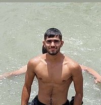 Riyanshu - Male adult performer in Gurgaon