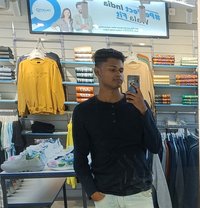 Riyaz - Acompañantes masculino in New Delhi