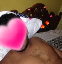 Riz4uuuu - Male escort in Colombo
