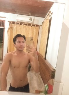 Rizal69 Good - Male escort in Bali Photo 2 of 4