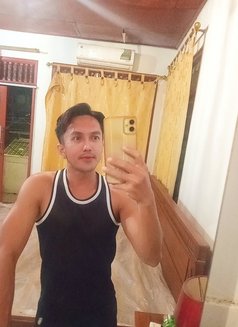 Rizal69 Good - Male escort in Bali Photo 4 of 4
