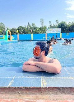 Rizan - Acompañantes masculino in Faridabad Photo 1 of 1