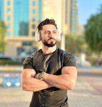 Rizk - Acompañante masculino in Abu Dhabi