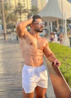 Rizk - Male companion in Abu Dhabi Photo 9 of 9