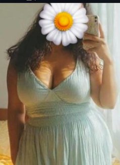 Rizna Malay Colombo 2 - escort in Colombo Photo 7 of 7
