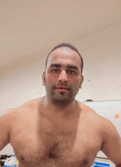 Rizwan Khan - Acompañantes masculino in Riyadh Photo 8 of 8