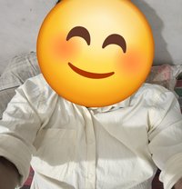 Rj 5 - Acompañantes masculino in Guwahati
