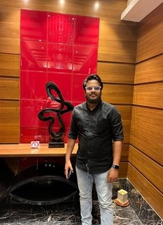 Rj Shashaank - Male escort in Mumbai Photo 3 of 3