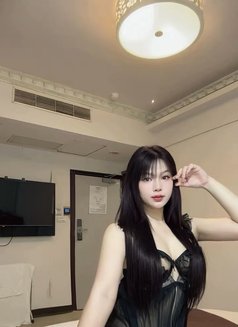 Rjeenny - masseuse in Ko Samui Photo 2 of 7