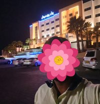 Rk13 - Acompañantes masculino in Al Sohar