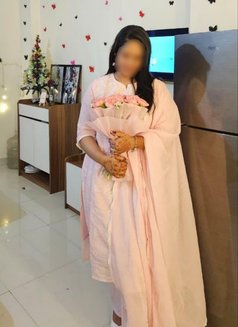 Rmeet🥀{webcam & sex chat}🥀Available - escort in Kochi Photo 1 of 2