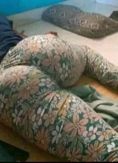 Rna Syri - escort in Dubai Photo 2 of 3