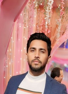 RO-LUND - Male escort in Jalandhar Photo 2 of 2