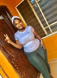 Roaa - escort in Cairo Photo 3 of 3