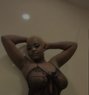 Roannah - escort in Guangzhou Photo 8 of 8