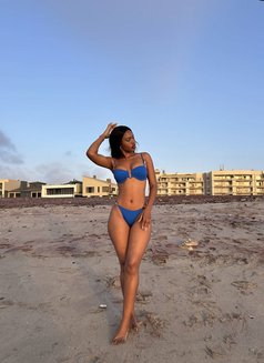 Robby. Hot Erotic Queen - puta in Kathmandu Photo 4 of 17