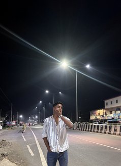 Rober - Acompañantes masculino in Mumbai Photo 4 of 5