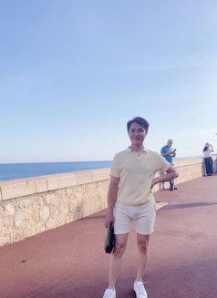 Robert - Transsexual escort in Nice Photo 6 of 8