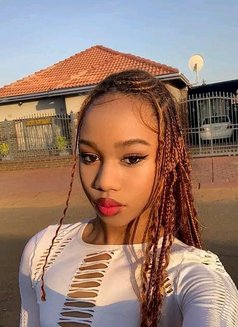 Roberto - Male escort in Abidjan Photo 1 of 1