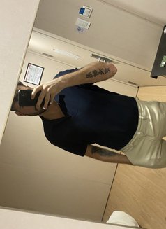 Roberto - Acompañantes masculino in Manila Photo 9 of 9