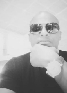 Roberto White - Male escort in Prague (Praha) Photo 6 of 6