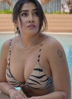 Robi Khan - escort agency in Lahore Photo 1 of 3
