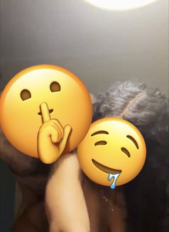 Robi - real and big for ladies - Male escort in Dubai Photo 4 of 9