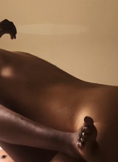 Robi - real and big for ladies - Male escort in Dubai Photo 9 of 9