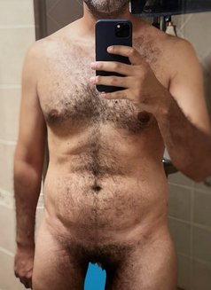 Robi - Italian with a BC (for ladies) - Acompañantes masculino in Dubai Photo 7 of 7