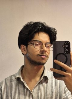 Robin - Acompañantes masculino in Dhaka Photo 3 of 3